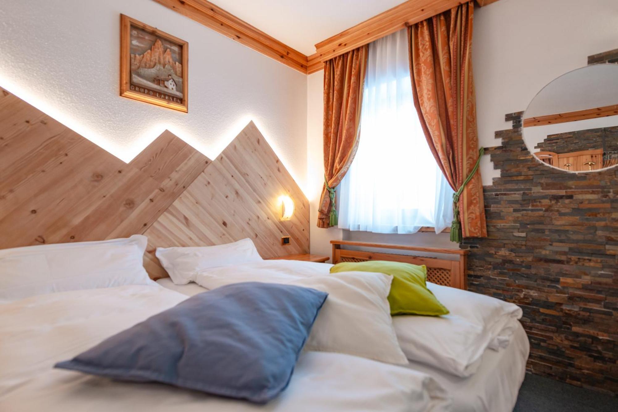 Hotel Ciamol Campitello di Fassa Exterior photo